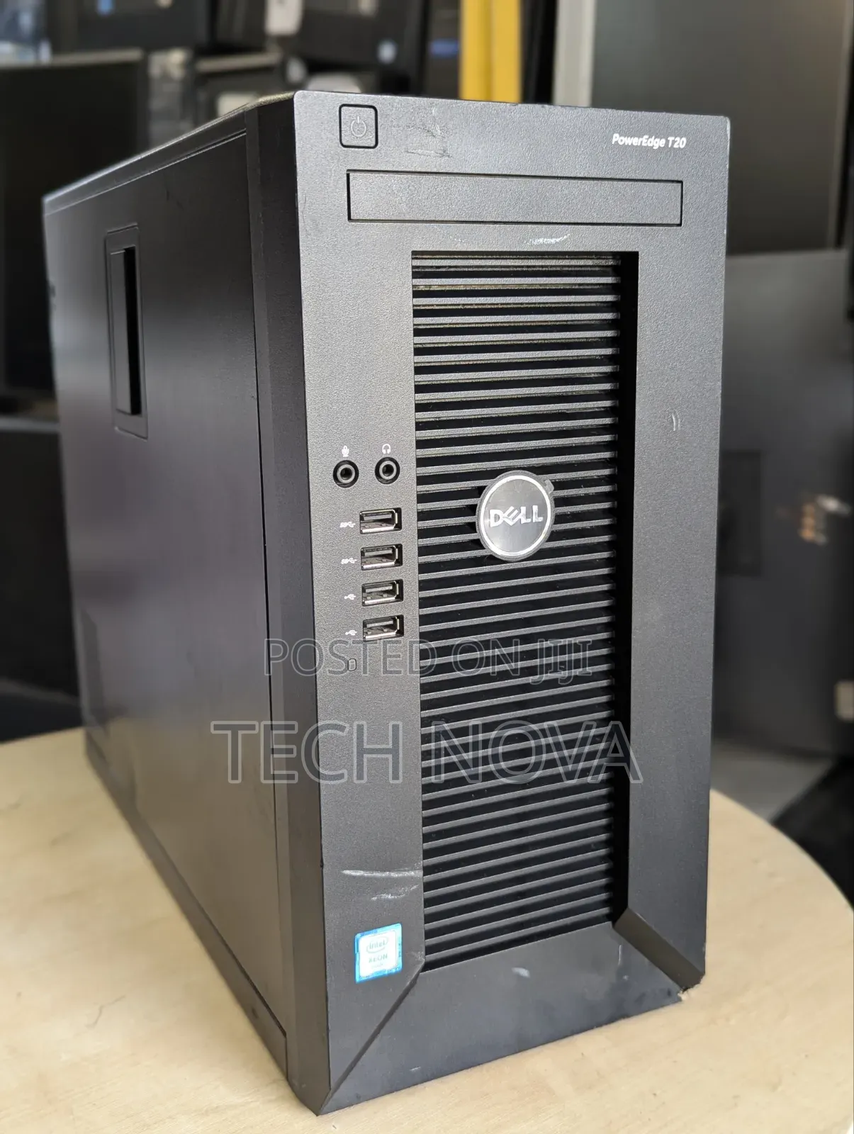Desktop Computer Dell 16GB Intel Xeon SSD 256GB