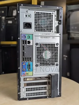 Desktop Computer Dell 16GB Intel Xeon SSD 256GB
