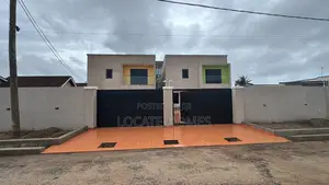 Furnished 4bdrm Apartment in Exhibition for sale