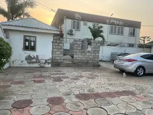 4bdrm House in Sakumono for sale