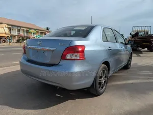 Toyota Yaris 2009 Blue