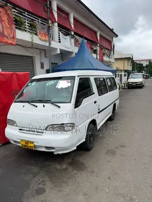 Hyundai H-100 2004 White