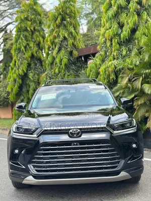 Toyota Grand Highlander XLE AWD 2024 Black