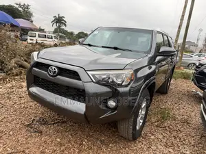 Toyota 4-Runner 2017 Gray