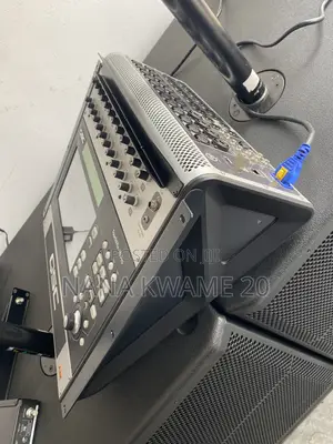 QSC Touchmix 30pro