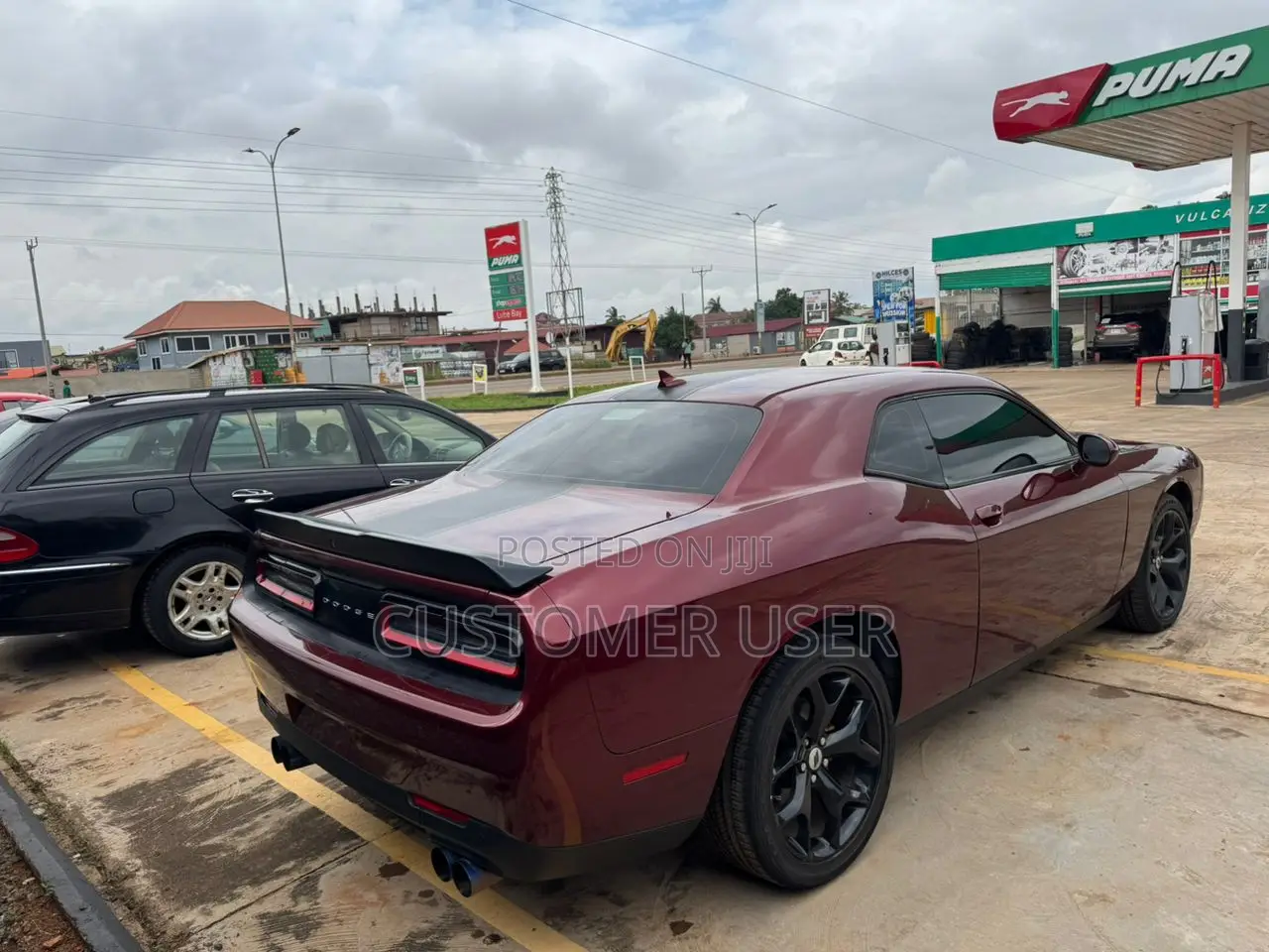 Dodge Challenger SXT RWD 2017 Maroon