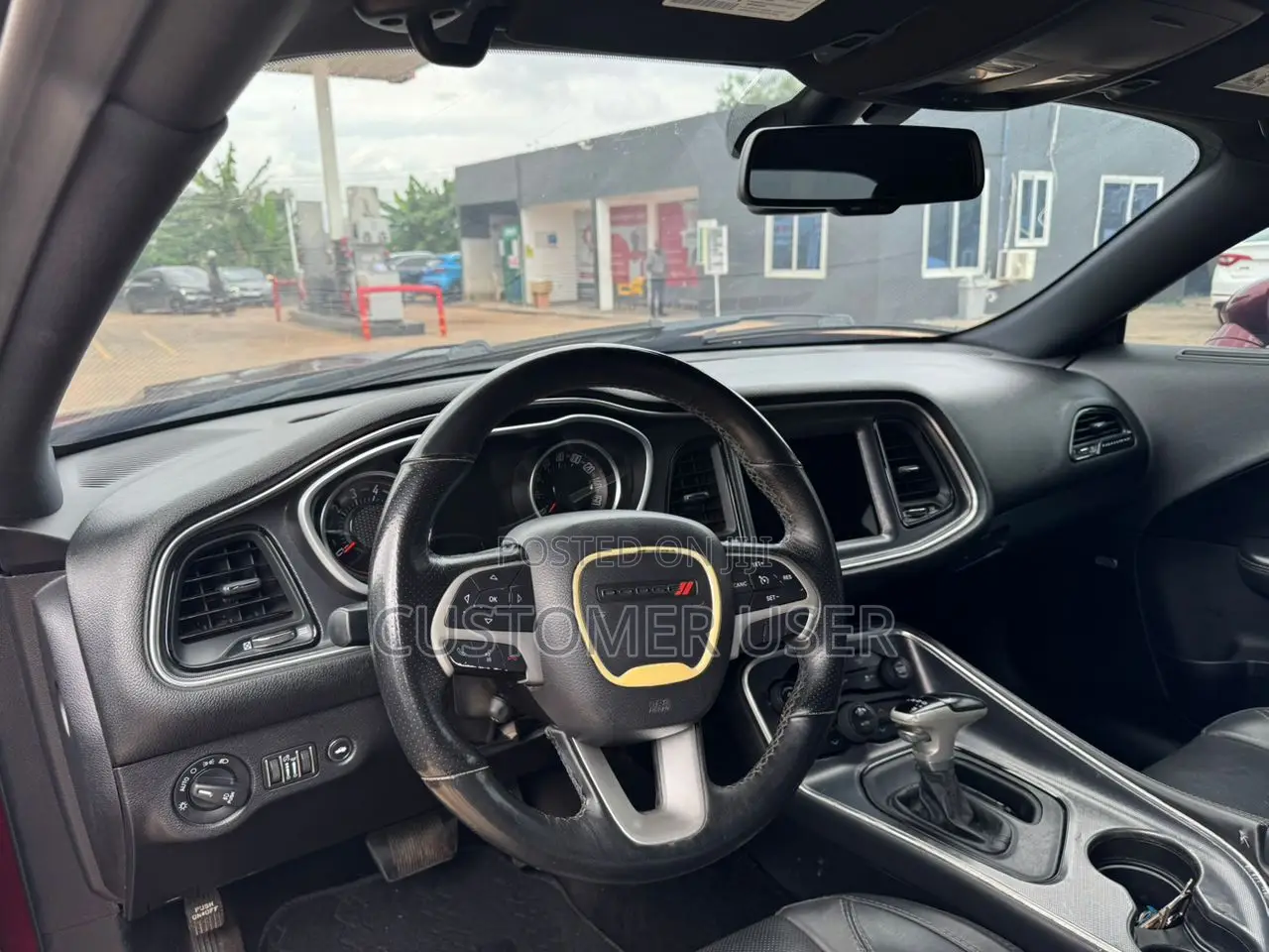 Dodge Challenger SXT RWD 2017 Maroon