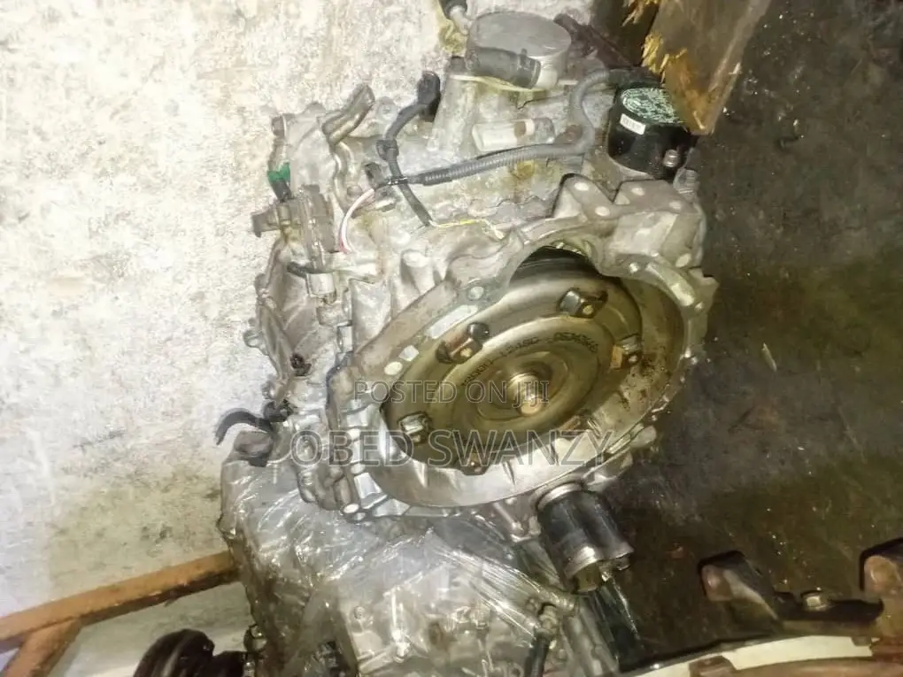 2014 Toyota Corolla Automatic Gear Box 12 Pins