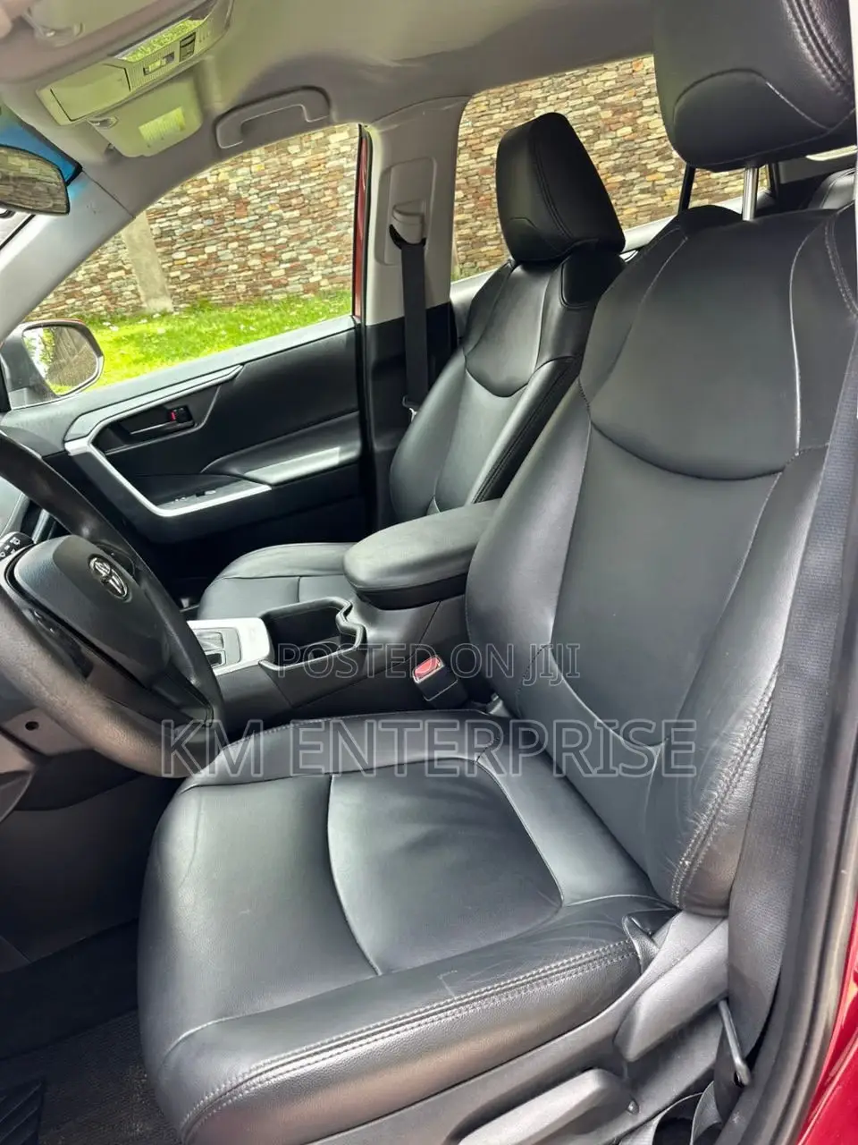 Toyota RAV4 2022 Burgundy