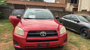 Toyota RAV4 2011 Red