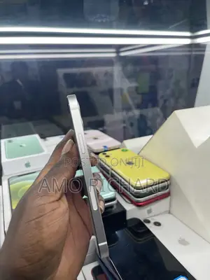 Apple iPhone 12 64 GB White