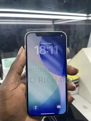 Apple iPhone 12 64 GB White