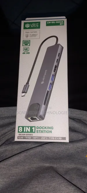 Light Wave 8 in 1 Docking Station
