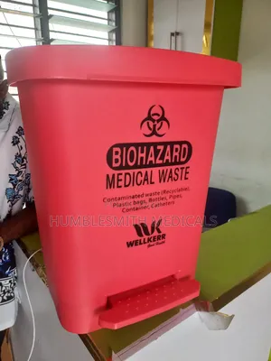 Plastic Step Bin (40 Liters)