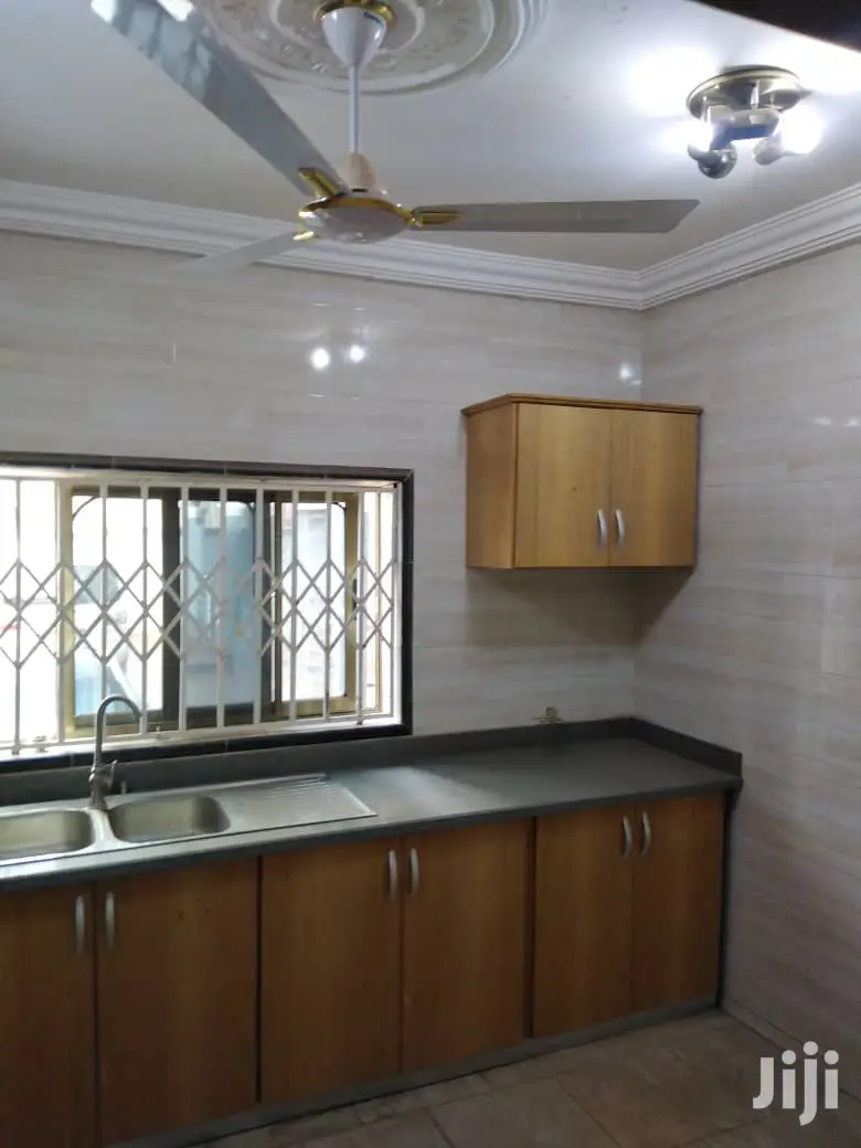 3bdrm Apartment in Ben Properties, Ga East Municipal for rent