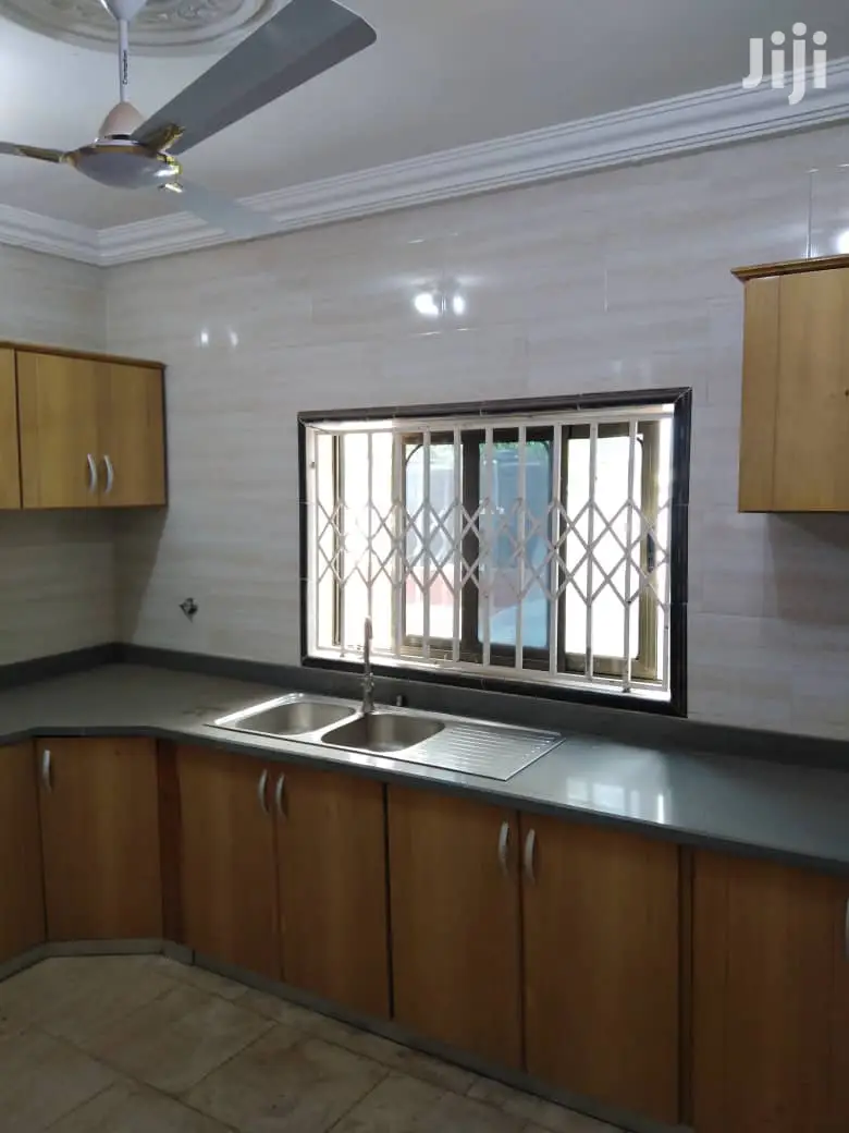 3bdrm Apartment in Ben Properties, Ga East Municipal for rent