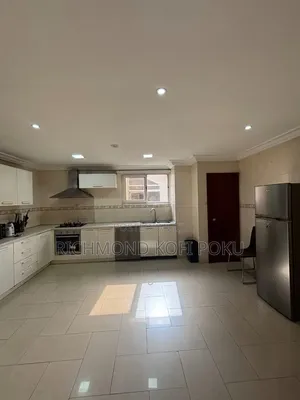 Furnished 4bdrm House in Kofi'S Realty, Boundary Road Area for rent