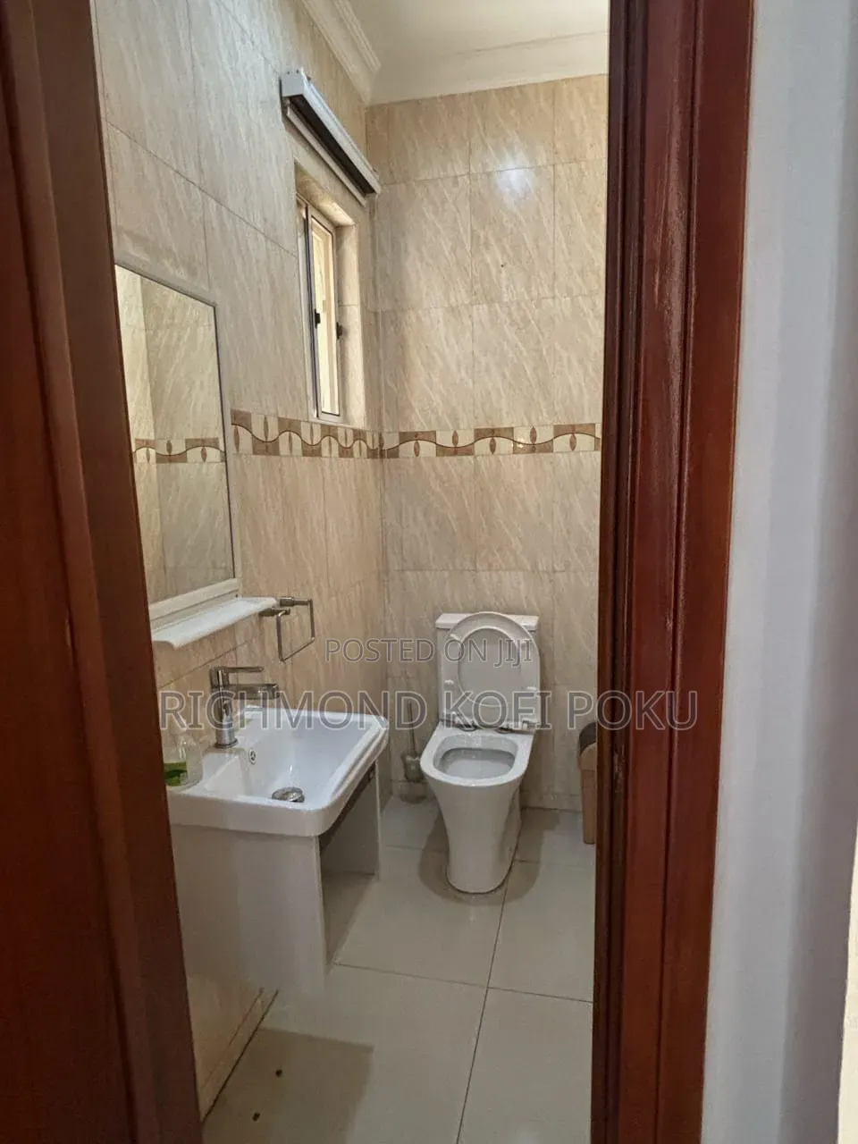 Furnished 4bdrm House in Kofi'S Realty, Boundary Road Area for rent