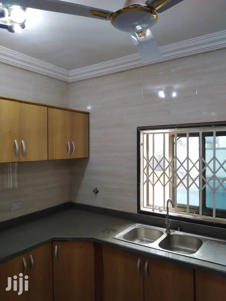 3bdrm Apartment in Ben Properties, Ga East Municipal for rent