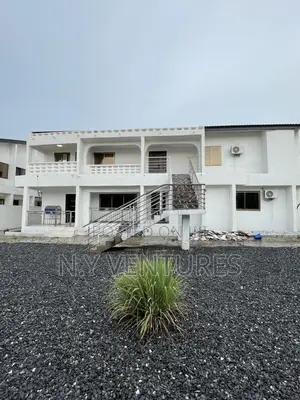 Furnished 6bdrm Apartment in Malik Estate for rent