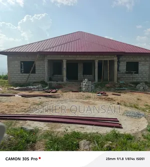 5bdrm House in Jesus Christ, Amasaman for sale