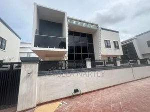 4bdrm House in Coastal Spintex, Accra Metropolitan for sale