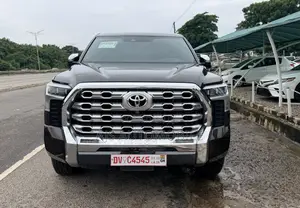 Toyota Tundra 1794 Edition CrewMax 4WD SB w/5.5' Bed (Hybrid) 2025