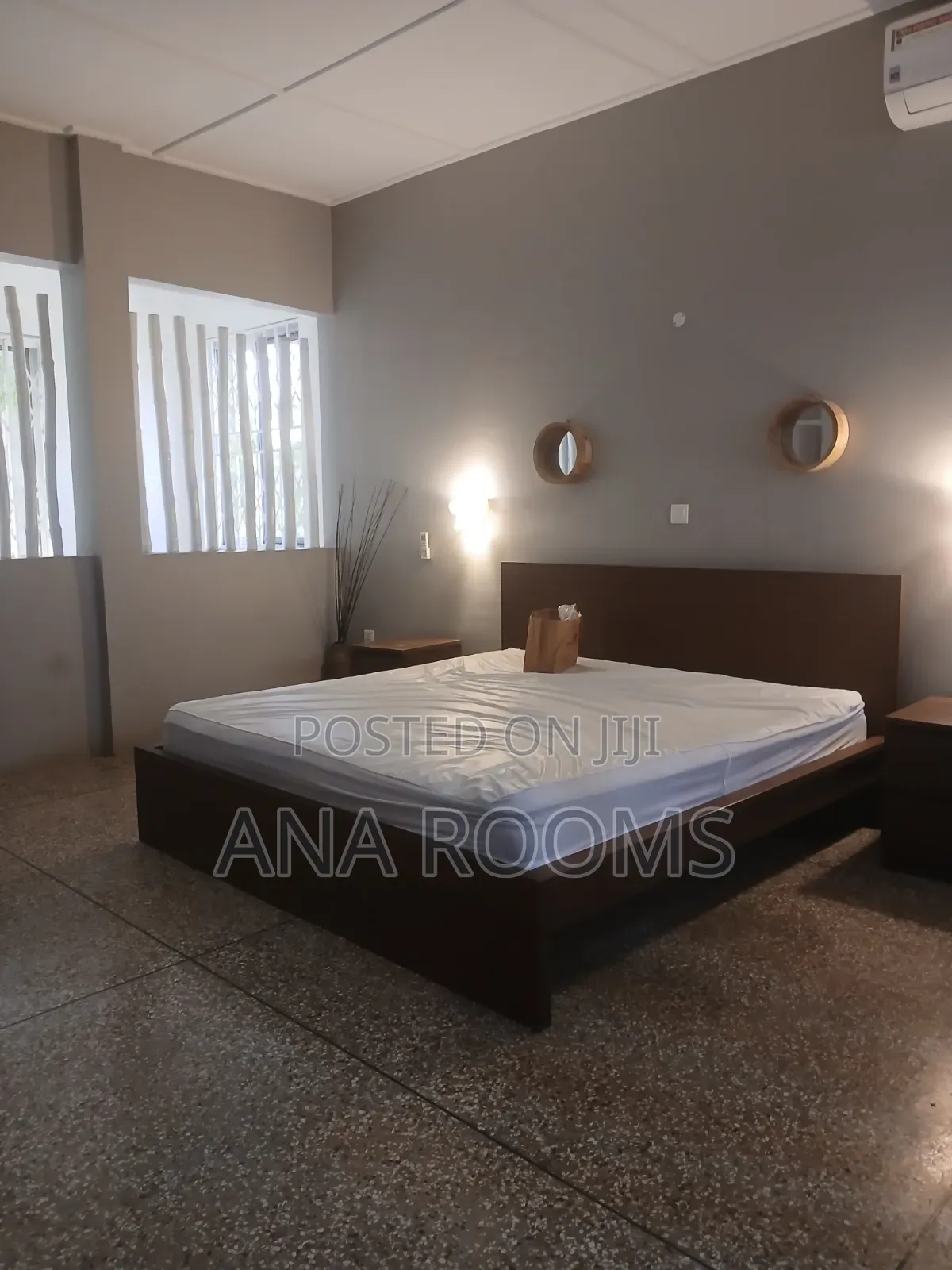 Furnished 5bdrm Mansion in Community 11, Tema Metropolitan for sale