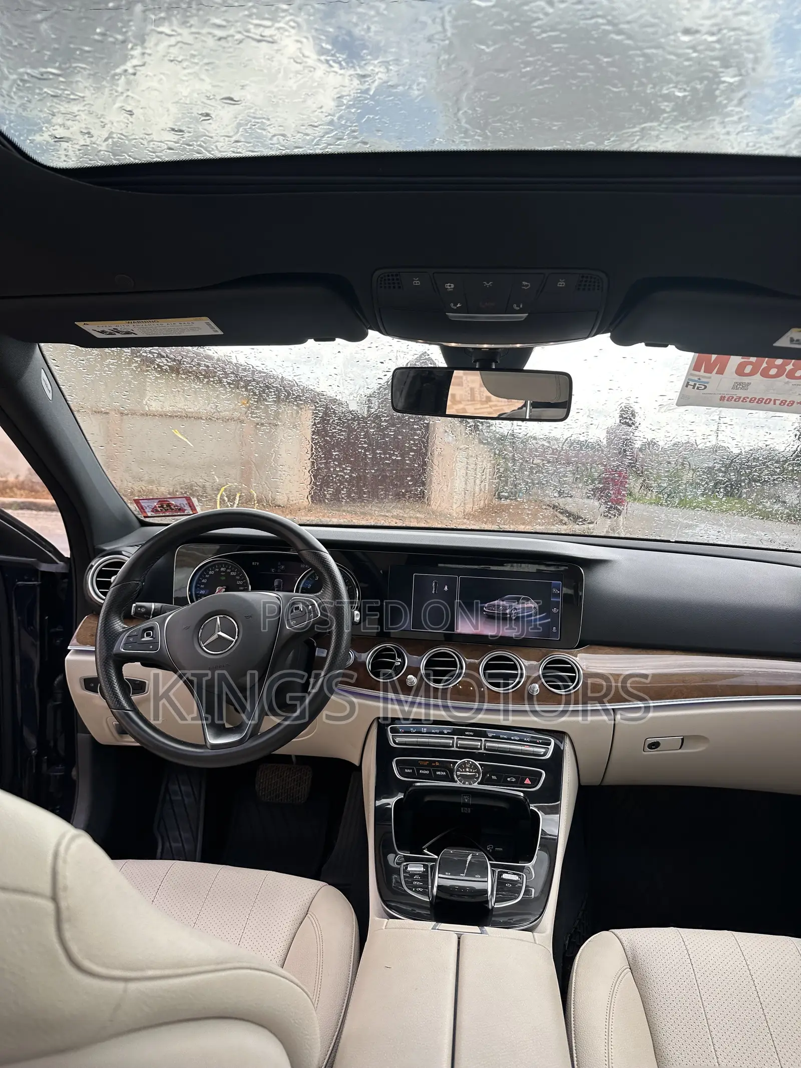 Mercedes-Benz E400 2017 Blue