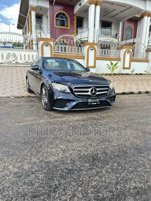 Mercedes-Benz E400 2017 Blue