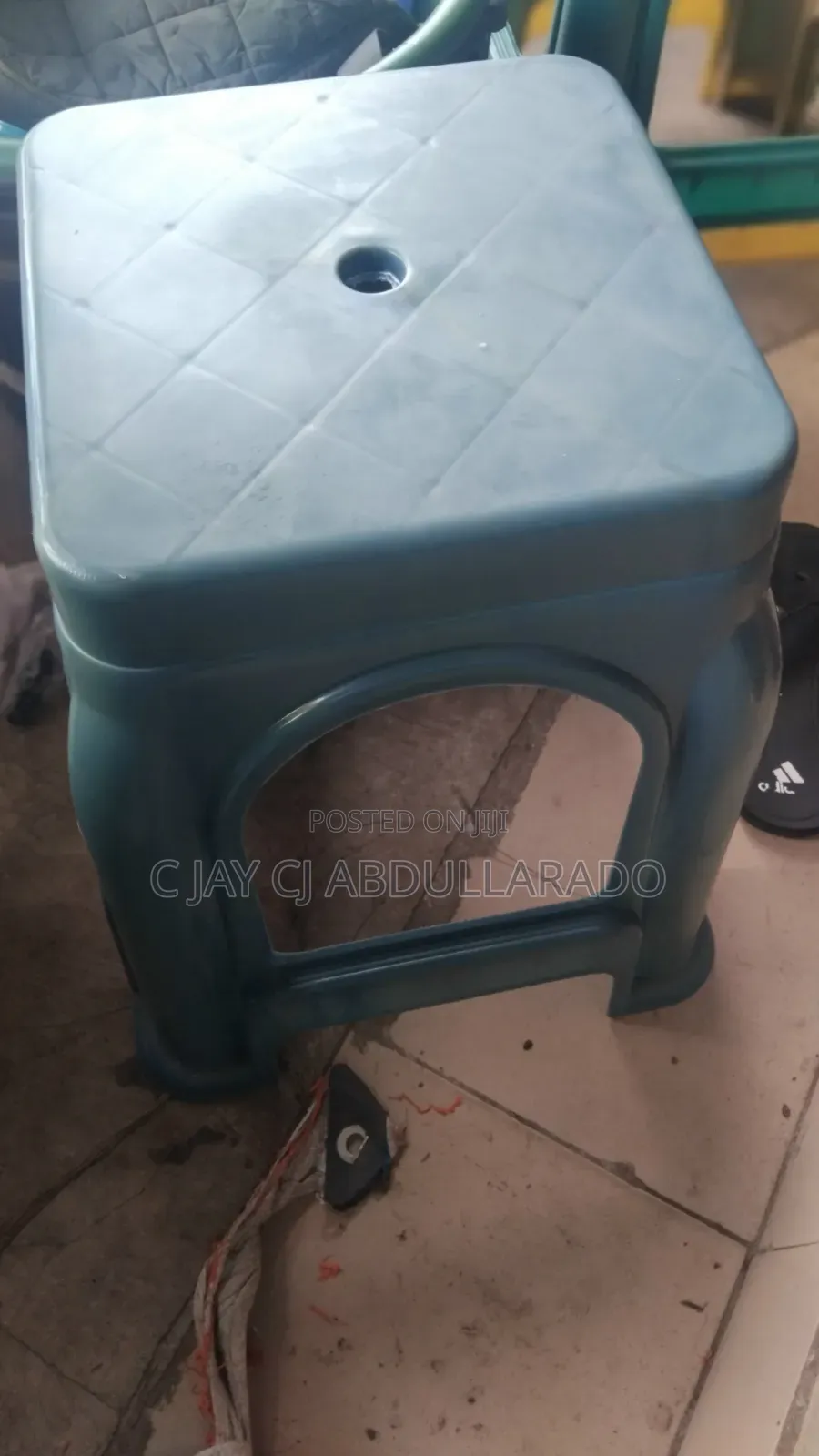 Straight Plastic Chairs