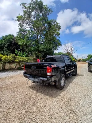 Toyota Tacoma TRD Off Road 2018 Black
