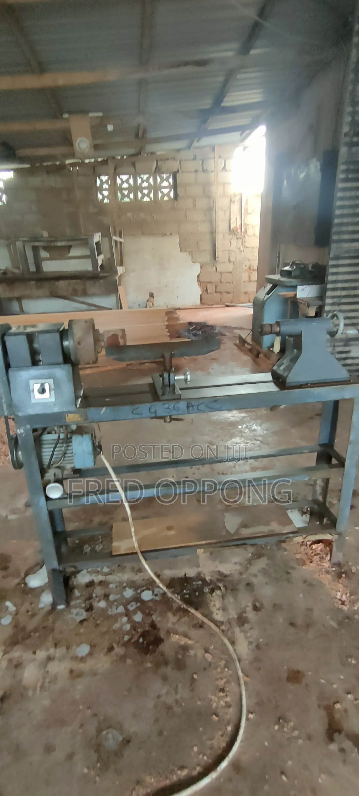 Wood Lathe Machine