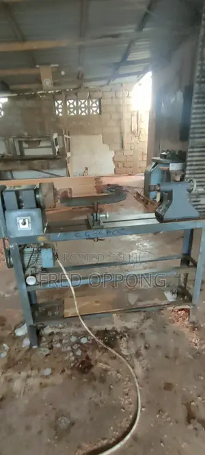 Wood Lathe Machine
