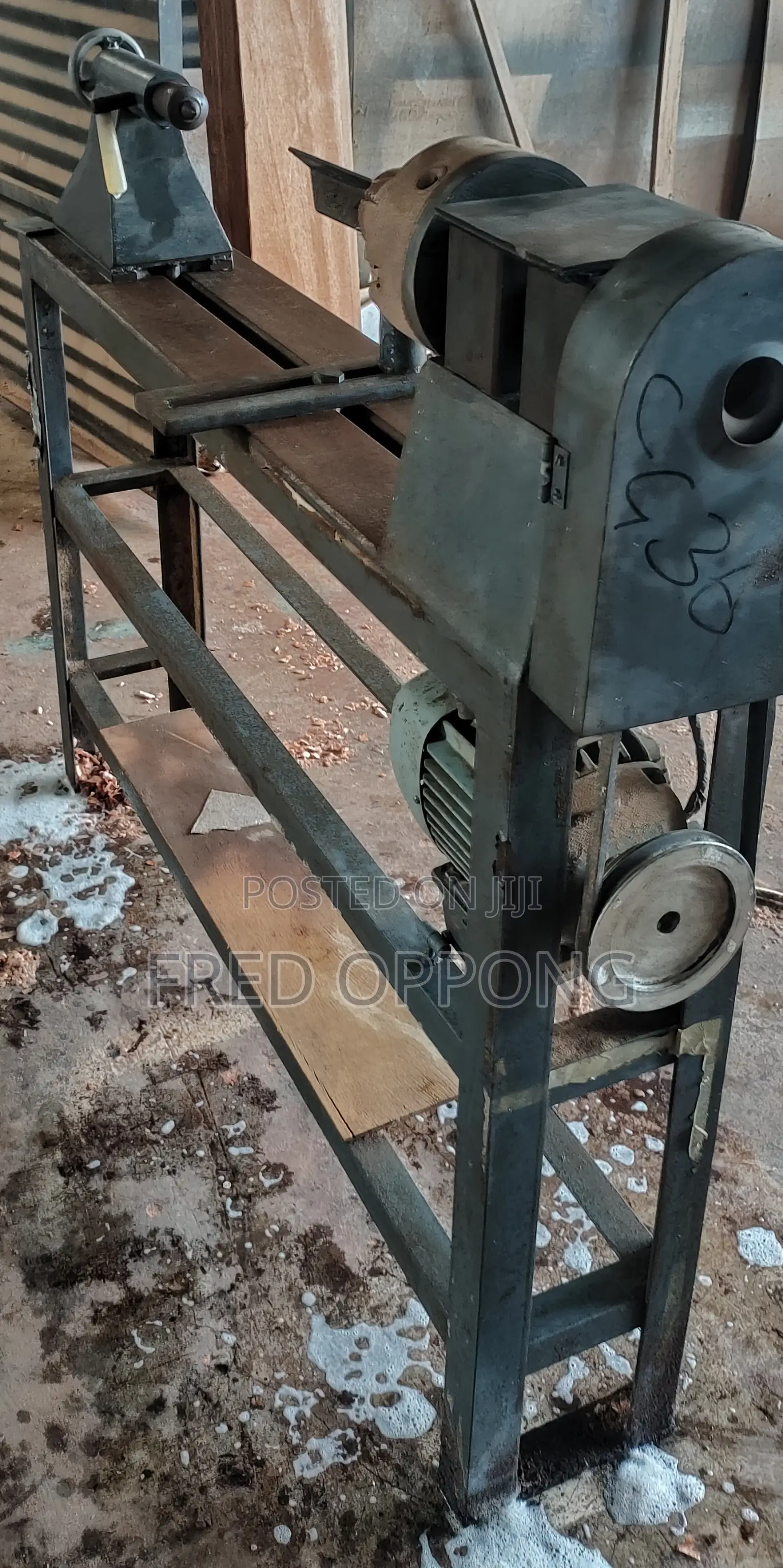 Wood Lathe Machine