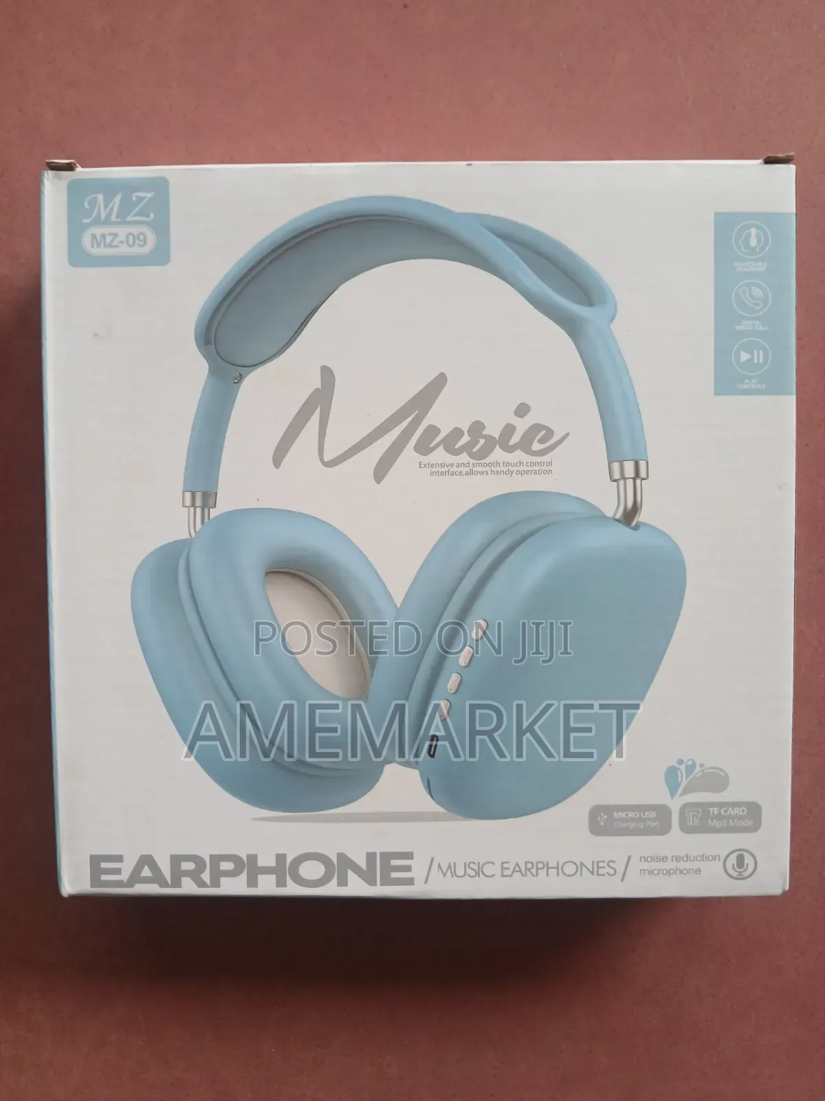 Wireless Bluetooth Over-Ear Headphones With Built-in Microphone
