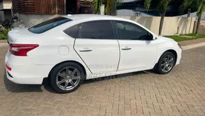 Nissan Sentra 2020 White