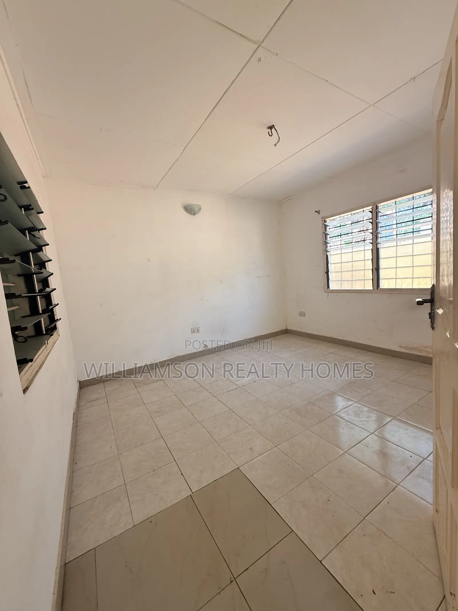 1bdrm Apartment in Baatsonaa Total Area, Spintex for rent