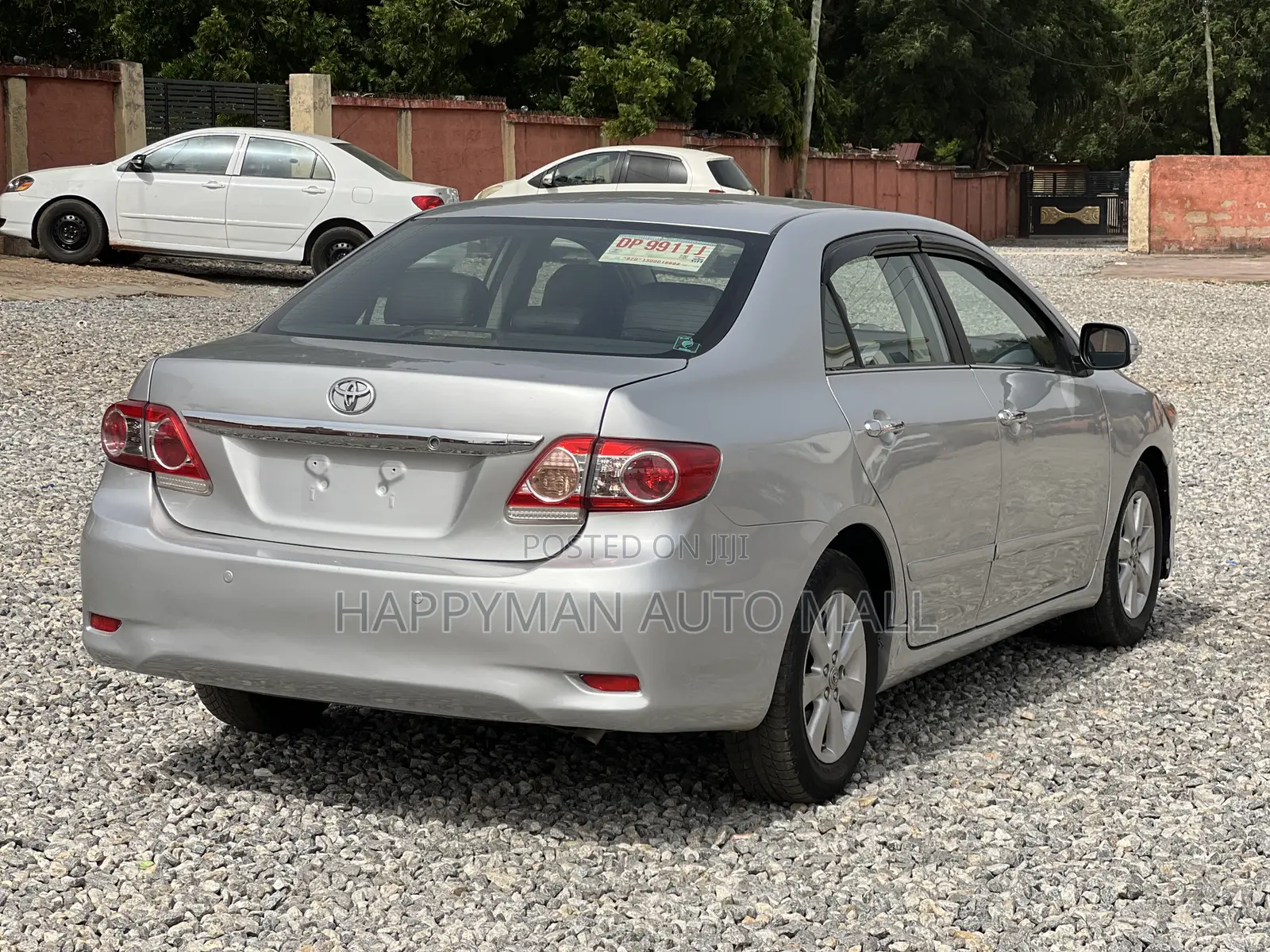 Toyota Corolla LE 4dr Sedan (1.8L 4cyl 4A) 2012 Silver