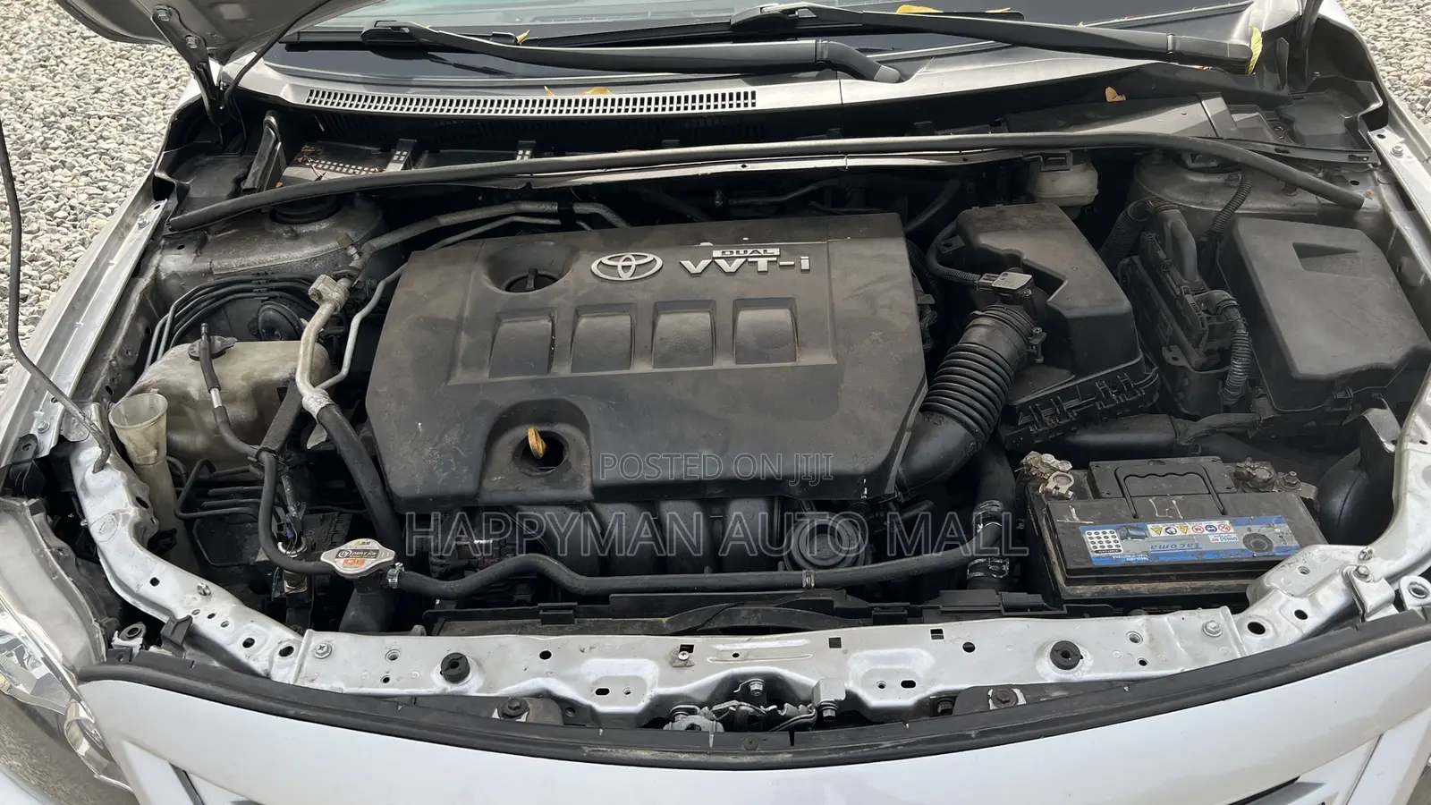 Toyota Corolla LE 4dr Sedan (1.8L 4cyl 4A) 2012 Silver