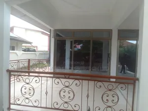 5bdrm House in Ebenard Properties, Lashibi for rent