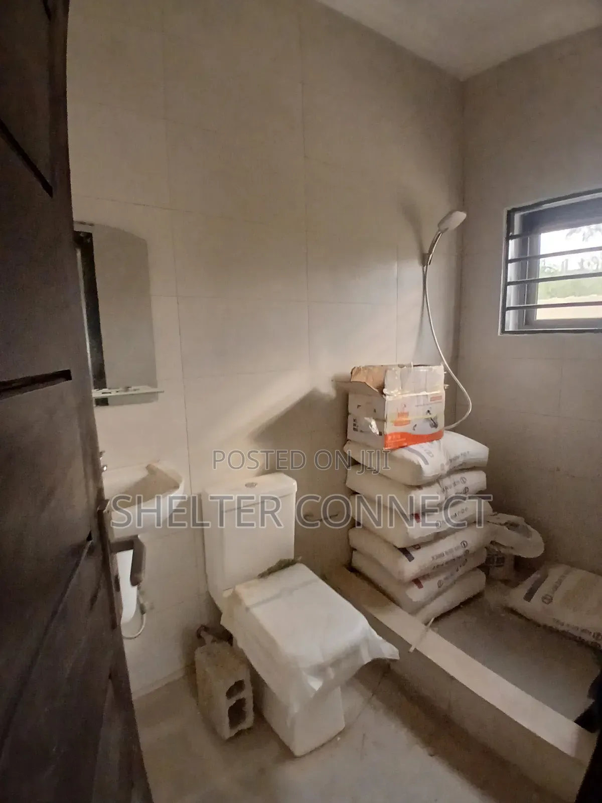Mini Flat in Adenta, SSNIT Flats for rent