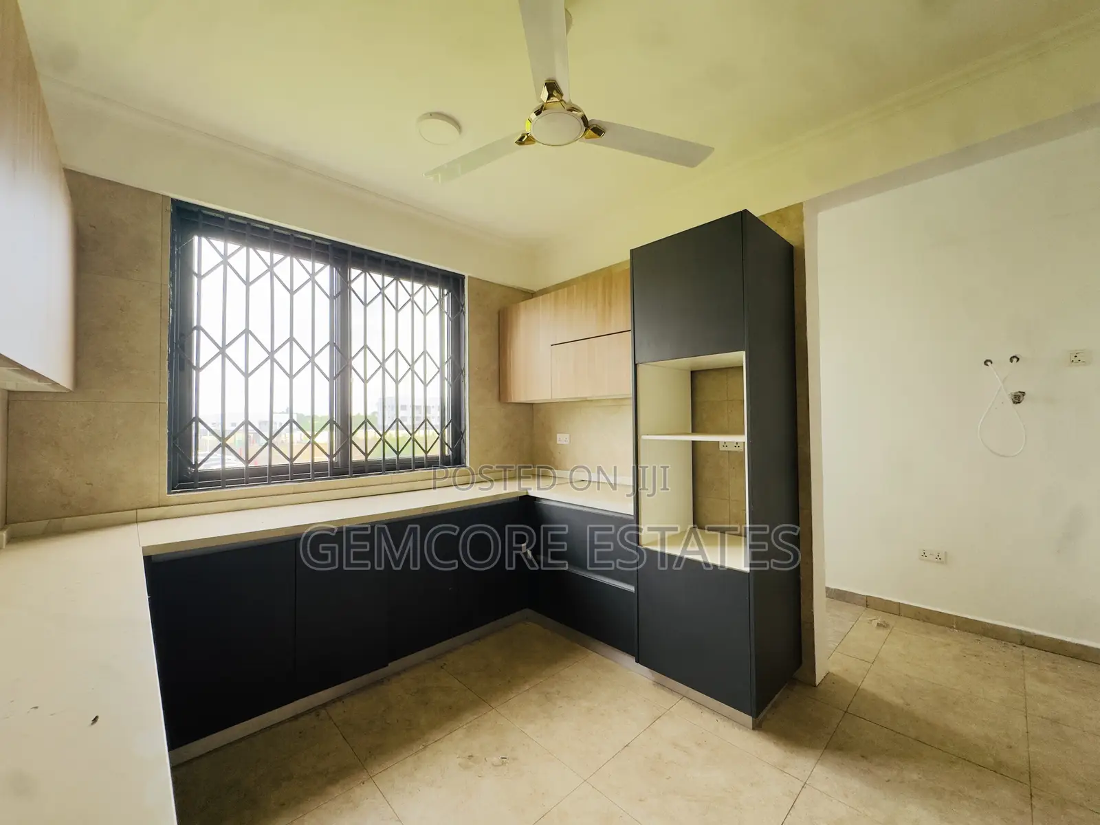 3bdrm Apartment in Dvla, Haatso for rent