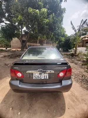 Toyota Corolla 2007 Gray