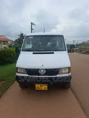 Mercedes-Benz Sprinter 2002 White