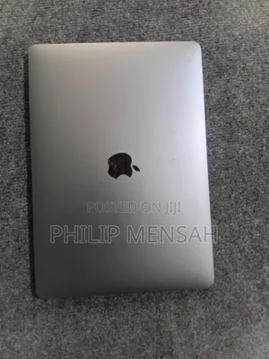 Laptop Apple MacBook Pro 2020 16GB Intel Core i5 SSHD (Hybrid) 256GB