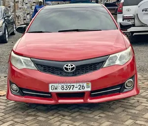 Clean Toyota Camry for Rent