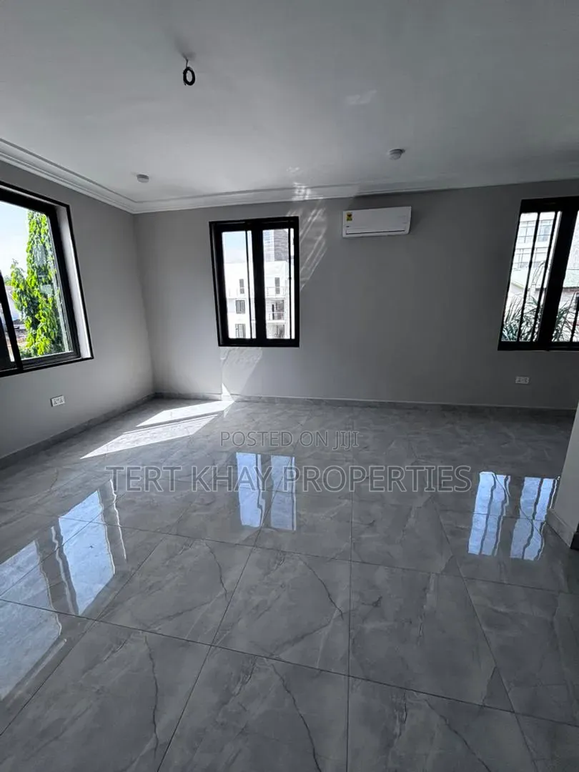 5bdrm House in Cantonment, US Embassy Area for sale