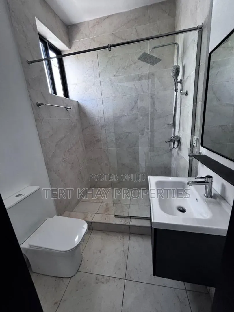 5bdrm House in Cantonment, US Embassy Area for sale