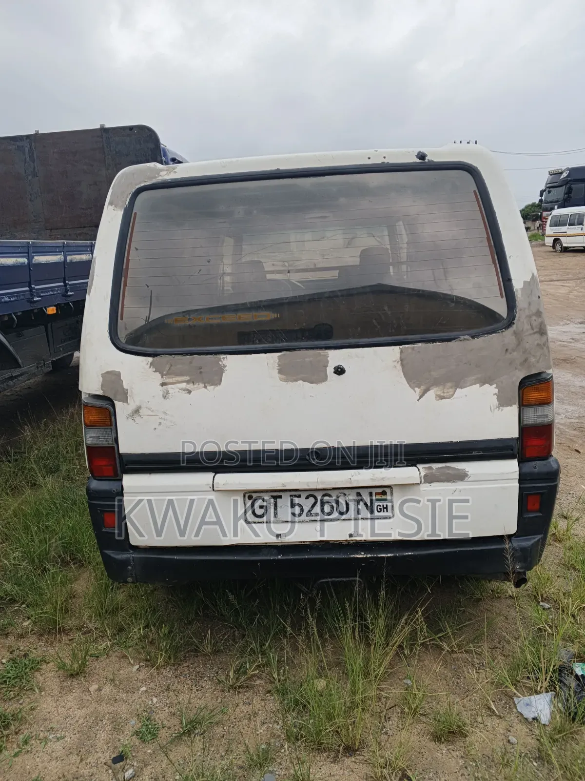 Mitsubishi L300 2000 White